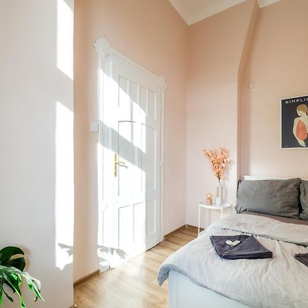Golbarg Synagoge Apartment In Heart Of City Budapeşte Dış mekan fotoğraf